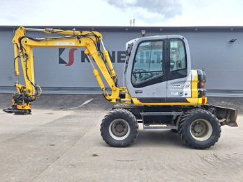Escavadeira de rodas NEW HOLLAND