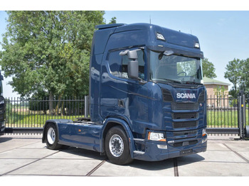 Tractor SCANIA S 450