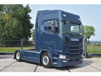 Tractor SCANIA S 450