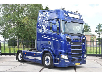 Tractor SCANIA S 500