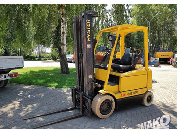 Empilhador elétrico HYSTER