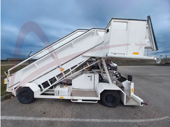 Escada de passageiros EINSA