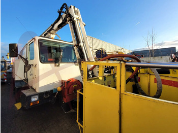 Veículo de degelo FMC TEMPEST 2: foto 2