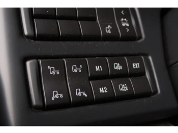 Tractor Scania P500 6x2/ FULL AIR/ HYDRAULIC/ LEATHER/ 2.950 WB/ DIFF LOCK/ SLIDE DISH: foto 4