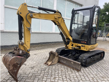 Mini escavadeira CATERPILLAR 302.7DCR