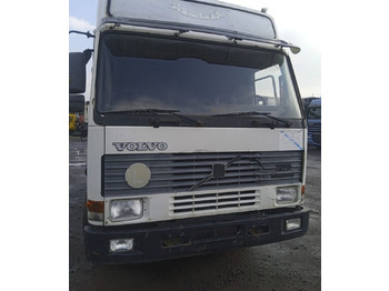 Tractor VOLVO FL10