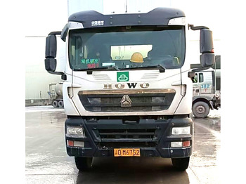 Locação financeira de  XCMG Official G4804B Second Hand Mobile Concrete Mixer Truck 12m³ Construction Cement Mixer XCMG Official G4804B Second Hand Mobile Concrete Mixer Truck 12m³ Construction Cement Mixer: foto 3