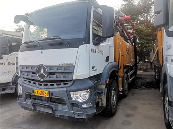 Autobomba de betão XCMG Official HB62V Second Hand Concrete Pump Truck 62m Truck-mounted Concrete Pump Price: foto 2