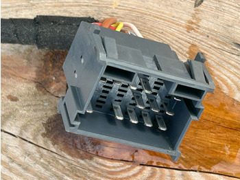 Aquecimento/ Ventilação DAF CF EURO 6 WEBASTO AIRTRONIC D2 PARKING HEATER, 2.2 KW: foto 5 Aquecimento/ Ventilação DAF CF EURO 6 WEBASTO AIRTRONIC D2 PARKING HEATER, 2.2 KW: foto 5