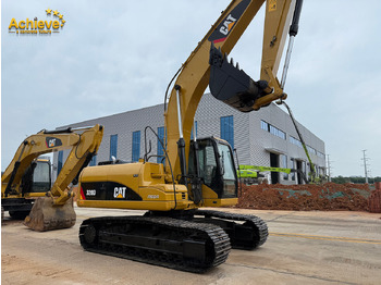 Escavadeira CATERPILLAR 320D