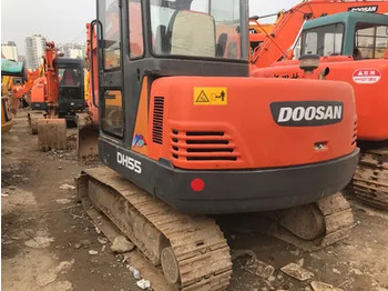 Escavadora de rastos DOOSAN DH55