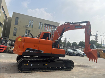 Escavadora de rastos DOOSAN DX150