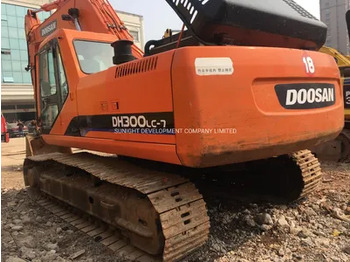 Escavadora de rastos DOOSAN DH300