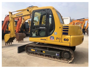Mini escavadeira KOMATSU PC60