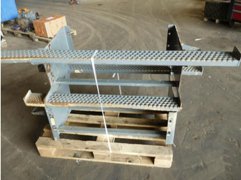 Cabine e interior LIEBHERR