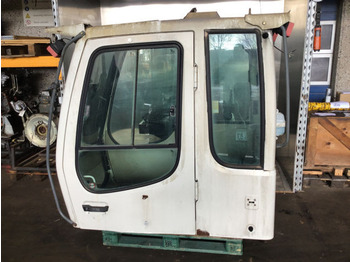 Cabine e interior LIEBHERR