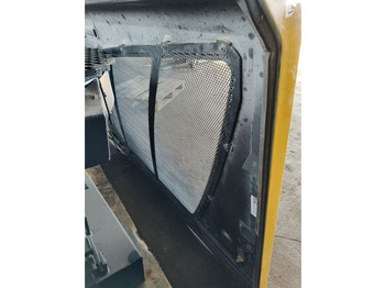 Porta e peças LIEBHERR