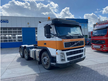 Tractor Volvo FM 440 6x4 / Hooklift and Tractor / Hub Reduction: foto 3 Tractor Volvo FM 440 6x4 / Hooklift and Tractor / Hub Reduction: foto 3