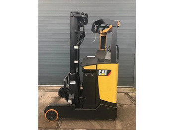 Empilhador retráctil CATERPILLAR NR14N