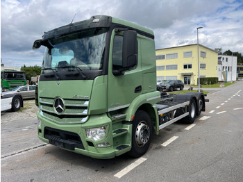 Camião chassi MERCEDES-BENZ Actros 2543