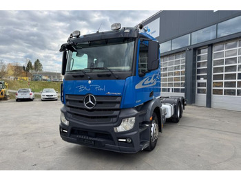 Camião chassi MERCEDES-BENZ Actros 2545