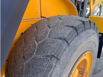 Pá carregadora de rodas VOLVO L180H: foto 3