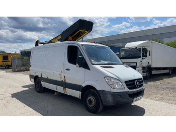 Caminhão com plataforma aérea MERCEDES-BENZ Sprinter 513