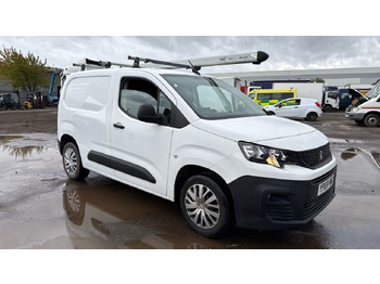 Furgão compacto PEUGEOT Partner