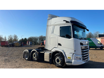 Tractor DAF XF 530