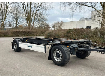 Reboque transportador de contêineres/ Caixa móvel KRONE