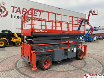 Plataforma de Tijera/ Plataforma de tesoura SKYJACK