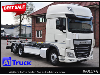 Camião transportador de contêineres/ Caixa móvel DAF XF 480