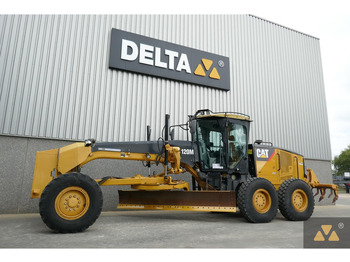 Motoniveladora Caterpillar 120M: foto 4