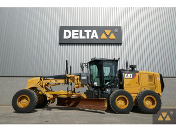 Motoniveladora CATERPILLAR 12M3