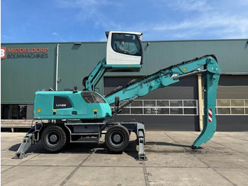 Manipulador de material Liebherr LH 22 M: foto 5