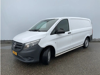 Furgão MERCEDES-BENZ Vito 111