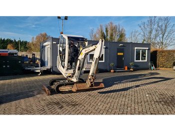 Locação financeira de WACKER NEUSON 2404RD kan op een (berg)helling draaien WACKER NEUSON 2404RD kan op een (berg)helling draaien: foto 1