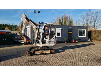 Locação financeira de WACKER NEUSON 2404RD kan op een (berg)helling draaien WACKER NEUSON 2404RD kan op een (berg)helling draaien: foto 2