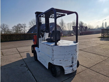 Empilhador elétrico Yale 4.5 ton elektrisch triplomast: foto 3