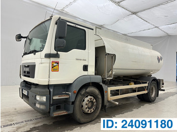 Camião cisterna MAN TGM 18.290