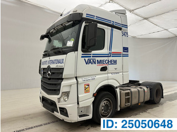 Tractor MERCEDES-BENZ Actros 1842