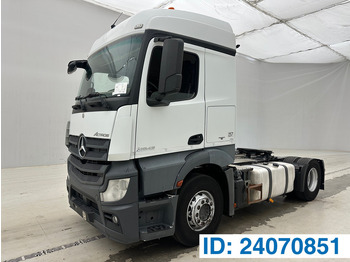 Tractor MERCEDES-BENZ Actros 1943