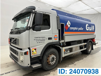 Camião cisterna VOLVO FM9 260