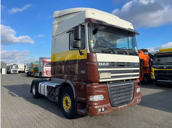 Tractor DAF XF 105.410 Spacecab Euro 5: foto 2