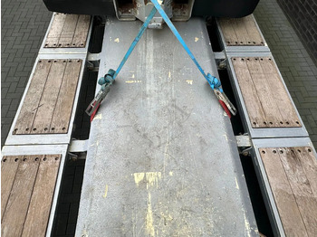 Semi-reboque baixa Goldhofer STHP/XLE 8 (3+5) LOWLOADER: foto 5 Semi-reboque baixa Goldhofer STHP/XLE 8 (3+5) LOWLOADER: foto 5