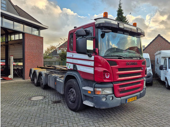 Camião com sistema de cabo SCANIA P 420