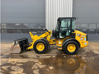 Pá carregadora de rodas CATERPILLAR 908M