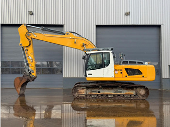 Escavadora de rastos LIEBHERR R 926