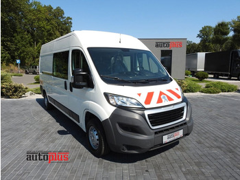 Furgão PEUGEOT Boxer