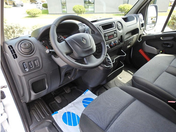 Fotografia de interior 1: Carrinha basculante Renault MASTER KIPPER 130PS